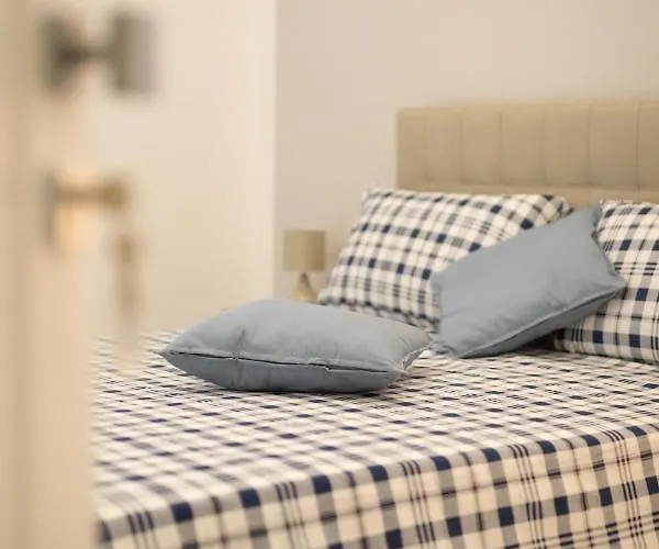 Bed & Breakfast Gloves
